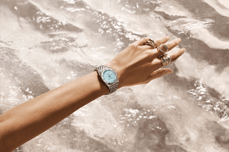 Léto na zápěstí: Nové Tudor Black Bay 54 „Lagoon Blue“ 